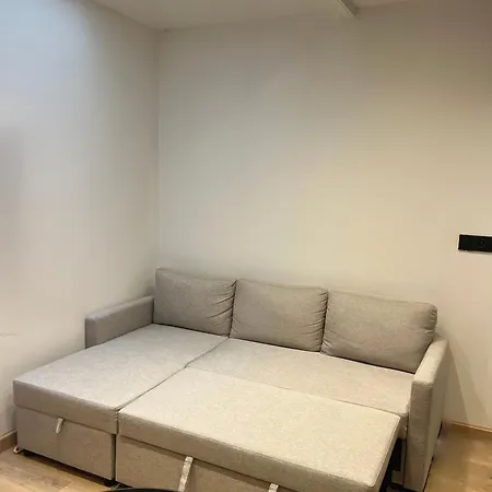 Flat * Neuilly-sur-Seine