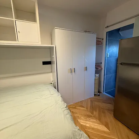 Flat Apartment Neuilly-sur-Seine